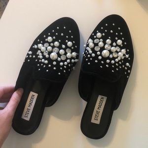 Gorgeous Steve Madden Pearl Mules